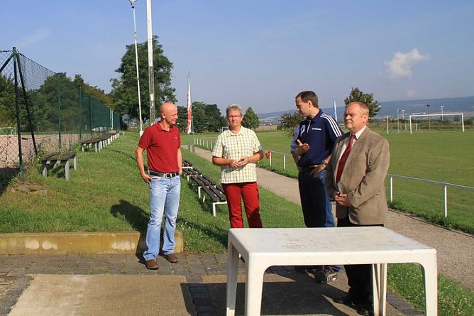 Unterstützung erhalten (Foto: B. Wollweber) Unterstützung erhalten (Foto: B. Wollweber)