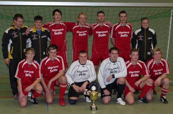 Hallenkreismeisterschaft Fußball (Foto: Karl-Heinz Herrmann) Hallenkreismeisterschaft Fußball (Foto: Karl-Heinz Herrmann)