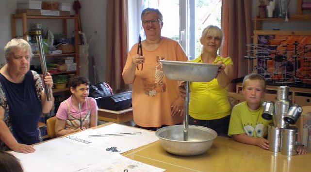 Gemeinsam f&uuml;r den Schlosspark (Foto: Jugendklub Ebeleben)