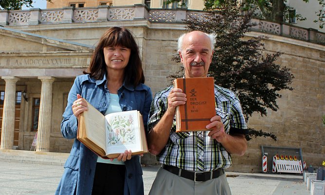 Schenkung an die Stadt (Foto: Karl-Heinz Herrmann (Manfred Kucksch))