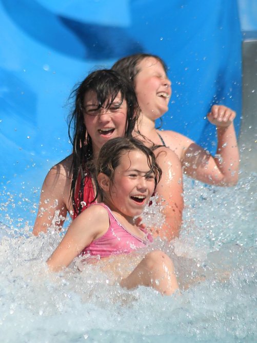 Er&ouml;ffnung: 68m-Riesenrutsche & Saunagarten (Foto: Kyffh&auml;usertherme)