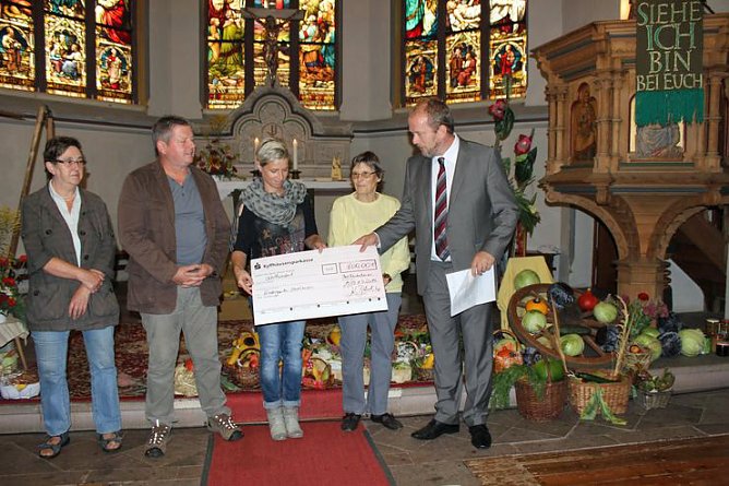 Spende f&uuml;r die Kita (Foto: Karl-Heinz Herrmann)