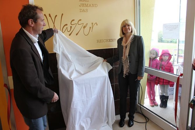 Ein Trinkbrunnen f&uuml;r die Grundschule (Foto: Karl-Heinz Herrmann)