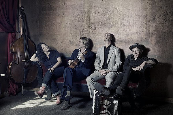 L&Uuml;&Uuml;L & Band auf Tourkoller-Tour (Foto: Jazzclub Sondershausen)