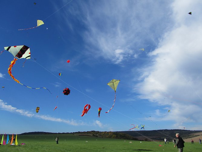 Abfliegen und Drachenfest (Foto: Marion Haas) Abfliegen und Drachenfest (Foto: Marion Haas)