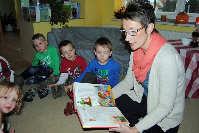 Lesewoche bei den Mühlenstrolchen in Immenrode (Foto: Sandra Oesterheld) Lesewoche bei den Mühlenstrolchen in Immenrode (Foto: Sandra Oesterheld)