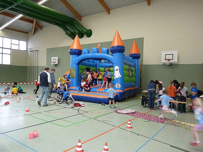 Mini-MW der Leichtathletik (Foto: Karl-Heinz Herrmann)