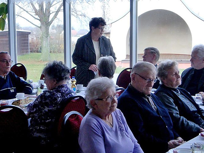Geselligkeit zum Jahresausklang (Foto: Bernd Reiber)