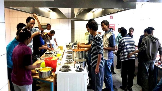 "DANKE" sagen auf eritreische Art (Foto: Torsten Bl&uuml;mel)