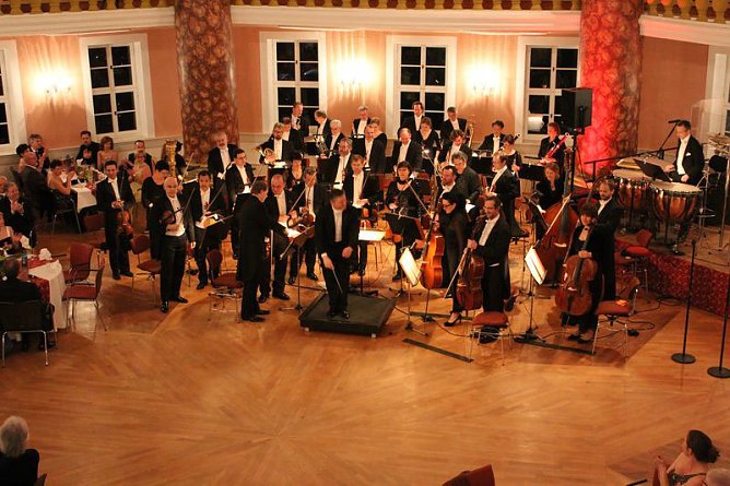 nnz/kn: Ballgefl&uuml;ster mit Premiere (Foto: Karl-Heinz Herrmann)