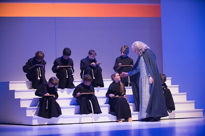 p&auml;pstin (Foto: theater)