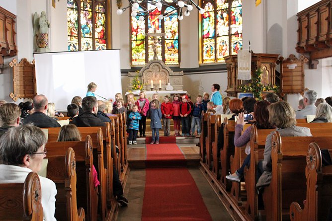 Sanitärbereich eingeweiht (Foto: Karl-Heinz Herrmann) Sanitärbereich eingeweiht (Foto: Karl-Heinz Herrmann)