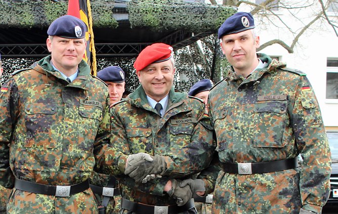 Viele Dank, im melde mich ab! (Foto: Karl-Heinz Herrmann) Viele Dank, im melde mich ab! (Foto: Karl-Heinz Herrmann)