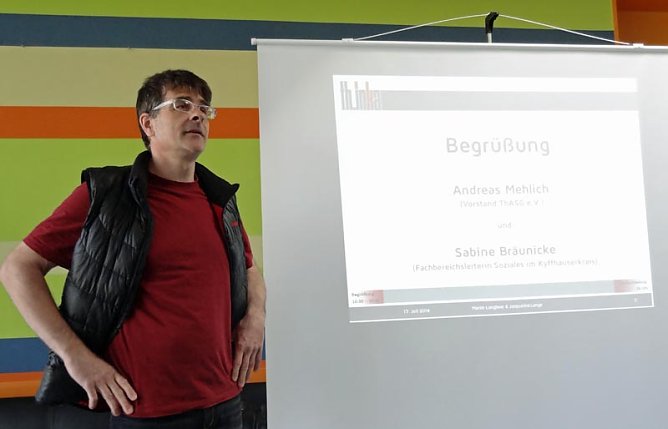 4. Erfahrungsaustausch zwischen ThINKA-Tr&auml;gern (Foto: Team Thinka)