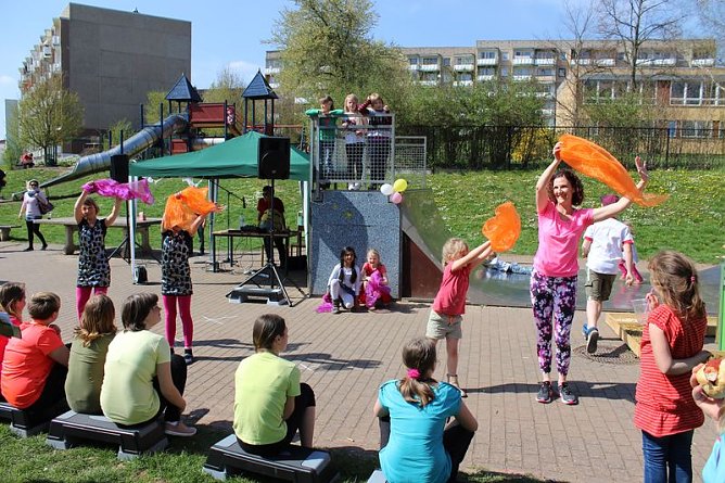 Bereits 10. Baumfest in Sondershausen (Foto: Karl-Heinz Herrmann) Bereits 10. Baumfest in Sondershausen (Foto: Karl-Heinz Herrmann)
