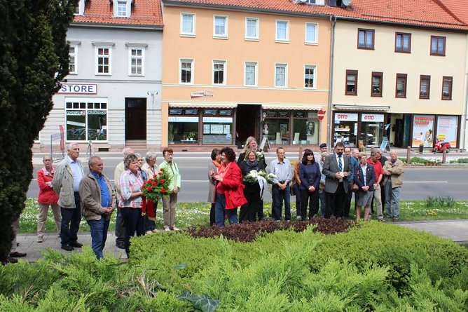 Der Opfer des Faschismus gedacht (Foto: Karl-Heinz Herrmann)