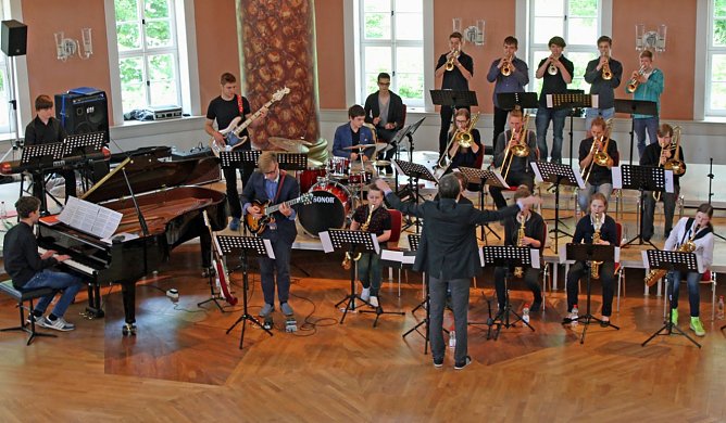 Moderner Jazz in altem Gem&auml;uer (Foto: Karl-Heinz Herrmann)