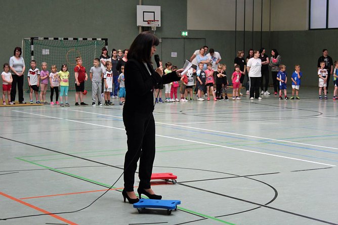 Fit für die Schule (Foto: Karl-Heinz Herrmann) Fit für die Schule (Foto: Karl-Heinz Herrmann)