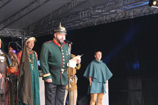 Residenzfest geht in den Tag zwei (Foto: Karl-Heinz Herrmann) Residenzfest geht in den Tag zwei (Foto: Karl-Heinz Herrmann)