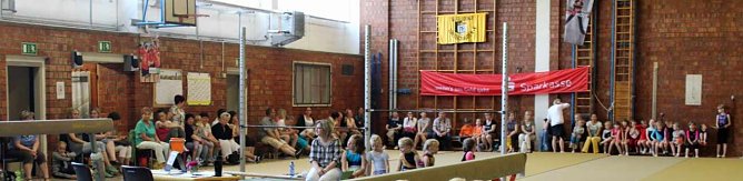 21. Kyffhäuserkreisjugendspiele in der Borntalturnhalle (Foto: Karl-Heinz Herrmann) 21. Kyffhäuserkreisjugendspiele in der Borntalturnhalle (Foto: Karl-Heinz Herrmann)