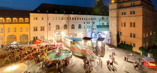 Blick auf den Schlosshof (Foto: Tino Sieland)