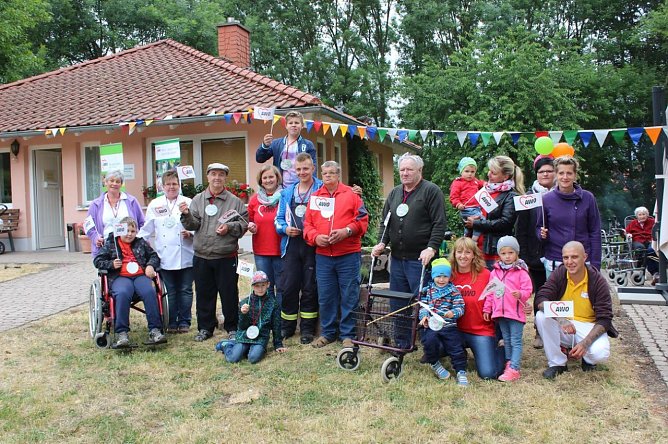 Spiralbeet zum Aktionstag bepflanzt (Foto: Karl-Heinz Herrmann)