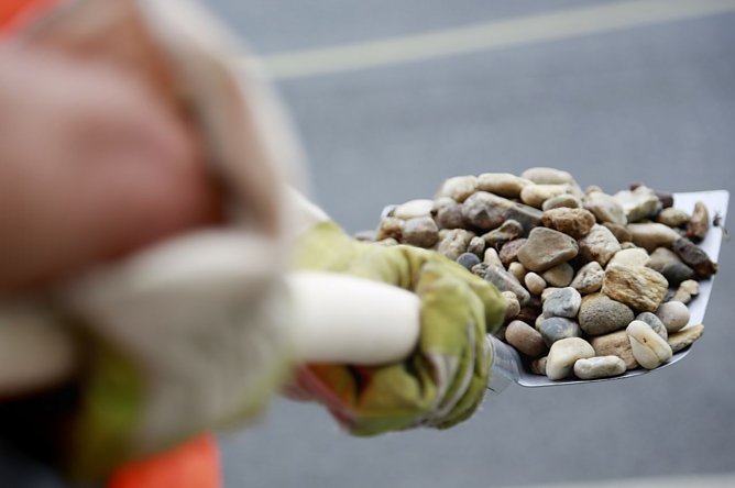IG BAU: Besch&auml;ftigte sollen Juni-Lohn &uuml;berpr&uuml;fen (Foto: IG Bau)