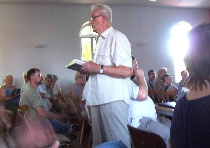 Buchlesung mit viel Zuspruch (Foto: Privat) Buchlesung mit viel Zuspruch (Foto: Privat)