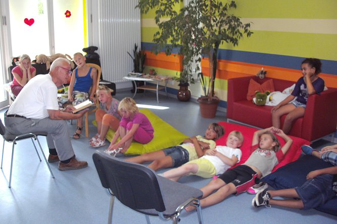 Von der Lesenacht 2015 Artern (Foto: Freizeitzentrum Artern) Von der Lesenacht 2015 Artern (Foto: Freizeitzentrum Artern)