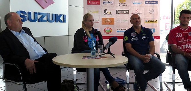 Pressekonferenz im Autohaus (Foto: nnz) Pressekonferenz im Autohaus (Foto: nnz)