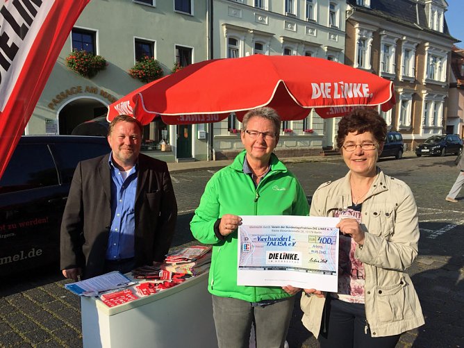 400 Euro - f&uuml;r die Tafel Artern (Foto: Talisa)