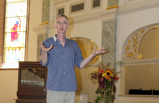 Orgel verstummt für vier Jahre (Foto: Karl-Heinz Herrmann) Orgel verstummt für vier Jahre (Foto: Karl-Heinz Herrmann)