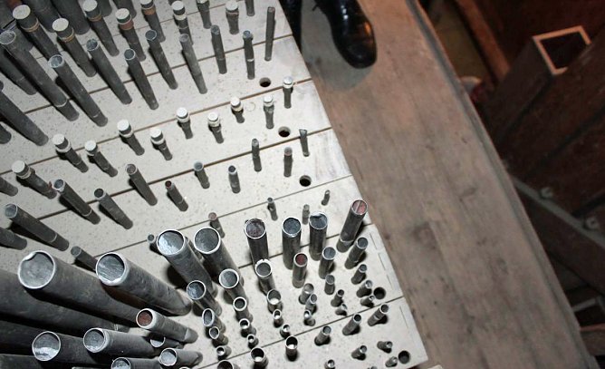 Das Innenleben der Strobel-Orgel (Foto: Karl-Heinz Herrmann) Das Innenleben der Strobel-Orgel (Foto: Karl-Heinz Herrmann)