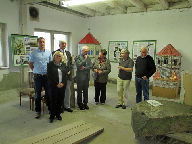 Vorort-Termin auf Kloster (Foto: Wahlkreisb&uuml;ro Gudrun Holbe)