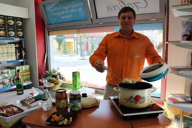 Neues Geschäft in Sondershausen (Foto: Karl-Heinz Herrmann) Neues Geschäft in Sondershausen (Foto: Karl-Heinz Herrmann)