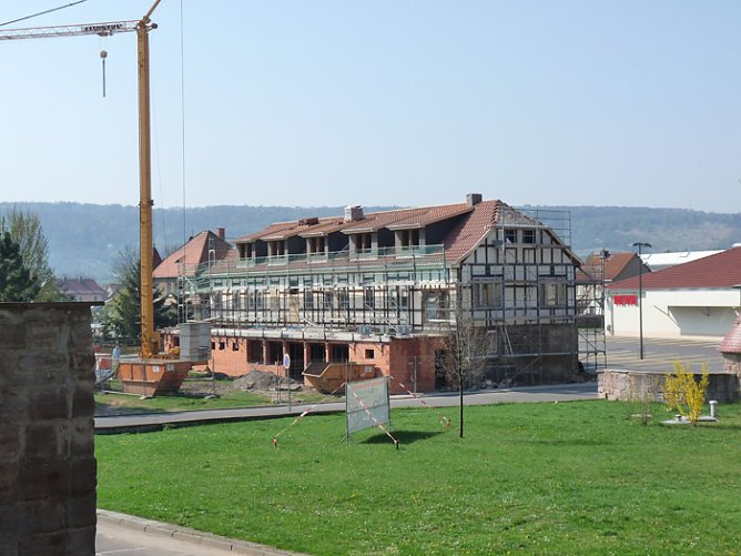 Bauen in Bad Frankenhausen (Foto: Karl-Heinz Herrmann) Bauen in Bad Frankenhausen (Foto: Karl-Heinz Herrmann)