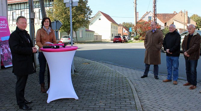 Mega schnelles Netz für Wasserthaleben (Foto: Karl-Heinz Herrmann) Mega schnelles Netz für Wasserthaleben (Foto: Karl-Heinz Herrmann)