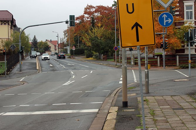 Ver&auml;nderte Verkehrsf&uuml;hrungen beachten! (Foto: Karl-Heinz Herrmann)
