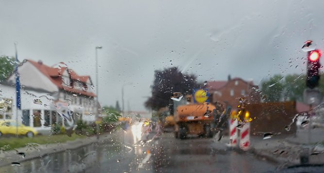 Gewitter in Sondershausen (Foto: Karl-Heinz Herrmann) Gewitter in Sondershausen (Foto: Karl-Heinz Herrmann)
