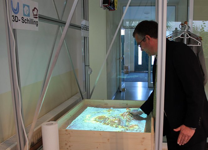 Hightech im Verborgenen (Foto: Karl-Heinz Herrmann) Hightech im Verborgenen (Foto: Karl-Heinz Herrmann)