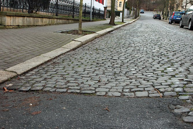 Instandsetzung der G&ouml;ldnerstra&szlig;e wegen Radweg? (Foto: Karl-Heinz Herrmann)