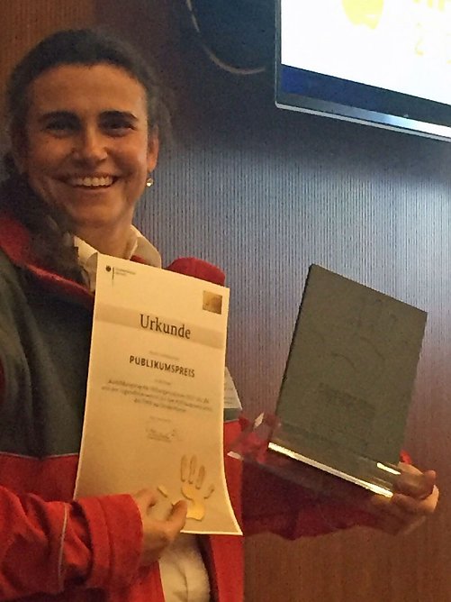 Helfende Hand (Foto: Privat) Helfende Hand (Foto: Privat)