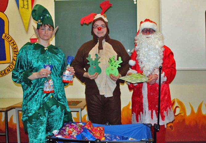 Mehr als nur Weihnachtsparty (Foto: Karl-Heinz Herrmann)