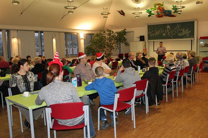 Mehr als nur Weihnachtsparty (Foto: Karl-Heinz Herrmann)