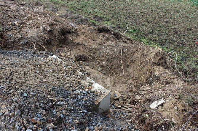 Tunnel für die Kröten (Foto: Karl-Heinz Herrmann) Tunnel für die Kröten (Foto: Karl-Heinz Herrmann)