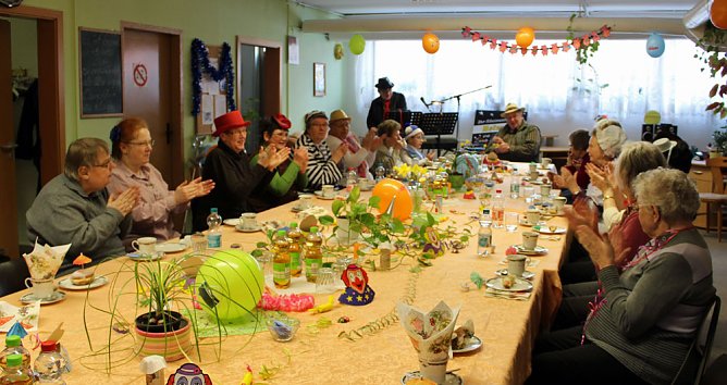 Im Verband gefeiert (Foto: Karl-Heinz Herrmann)