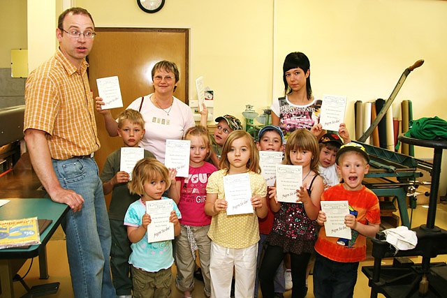 "Bebraspatzen" in der Buchdruckerei (Foto: Günter Herting) "Bebraspatzen" in der Buchdruckerei (Foto: Günter Herting)