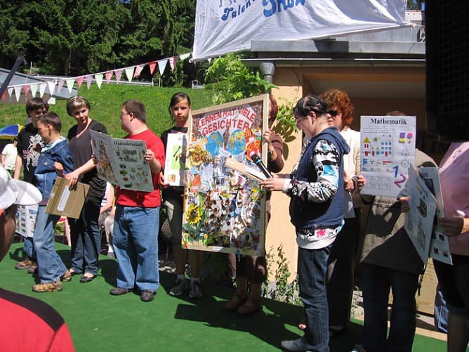 Talenteschau Stiftung Finneck (Foto: Stiftung Finneck) Talenteschau Stiftung Finneck (Foto: Stiftung Finneck)