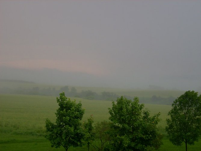 Heftiges Gewitter (Foto: Karl-Heinz Herrmann) Heftiges Gewitter (Foto: Karl-Heinz Herrmann)