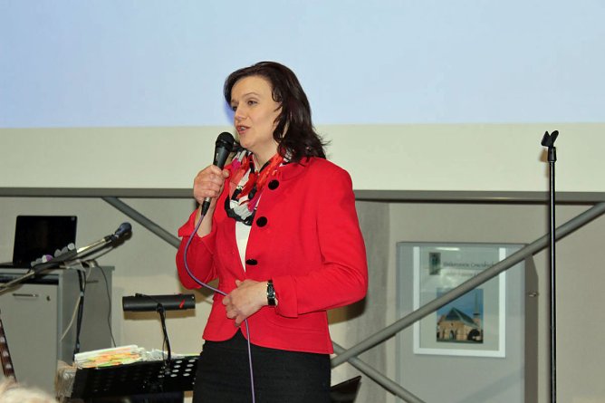 Volles Haus zur Frauentagsfeier (Foto: Karl-Heinz Herrmann) Volles Haus zur Frauentagsfeier (Foto: Karl-Heinz Herrmann)